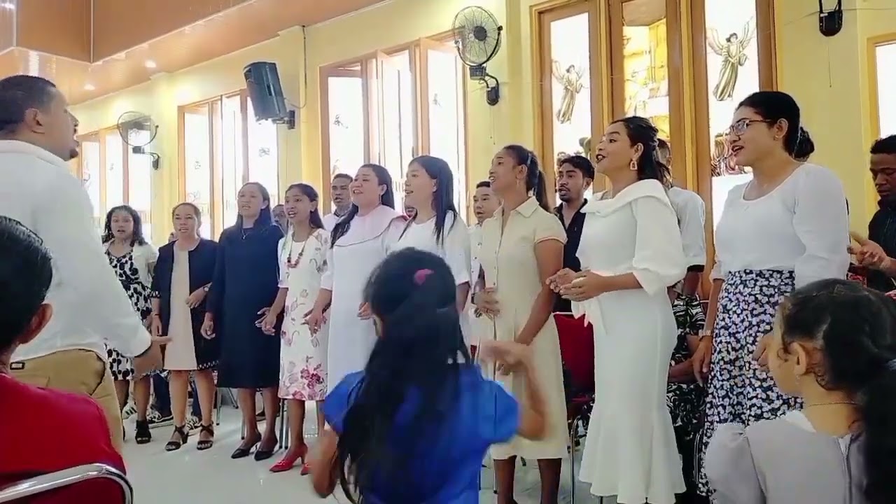 Joyfull choir _  Layakkah aku
