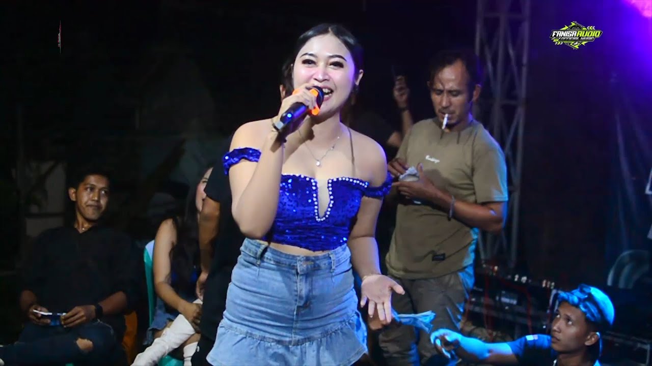FANISA AUDIO -JANGAN TUNGGU  LAMA LAMA  -MADU  FT BILY   (LIVE   CILEBAK WARU   )
