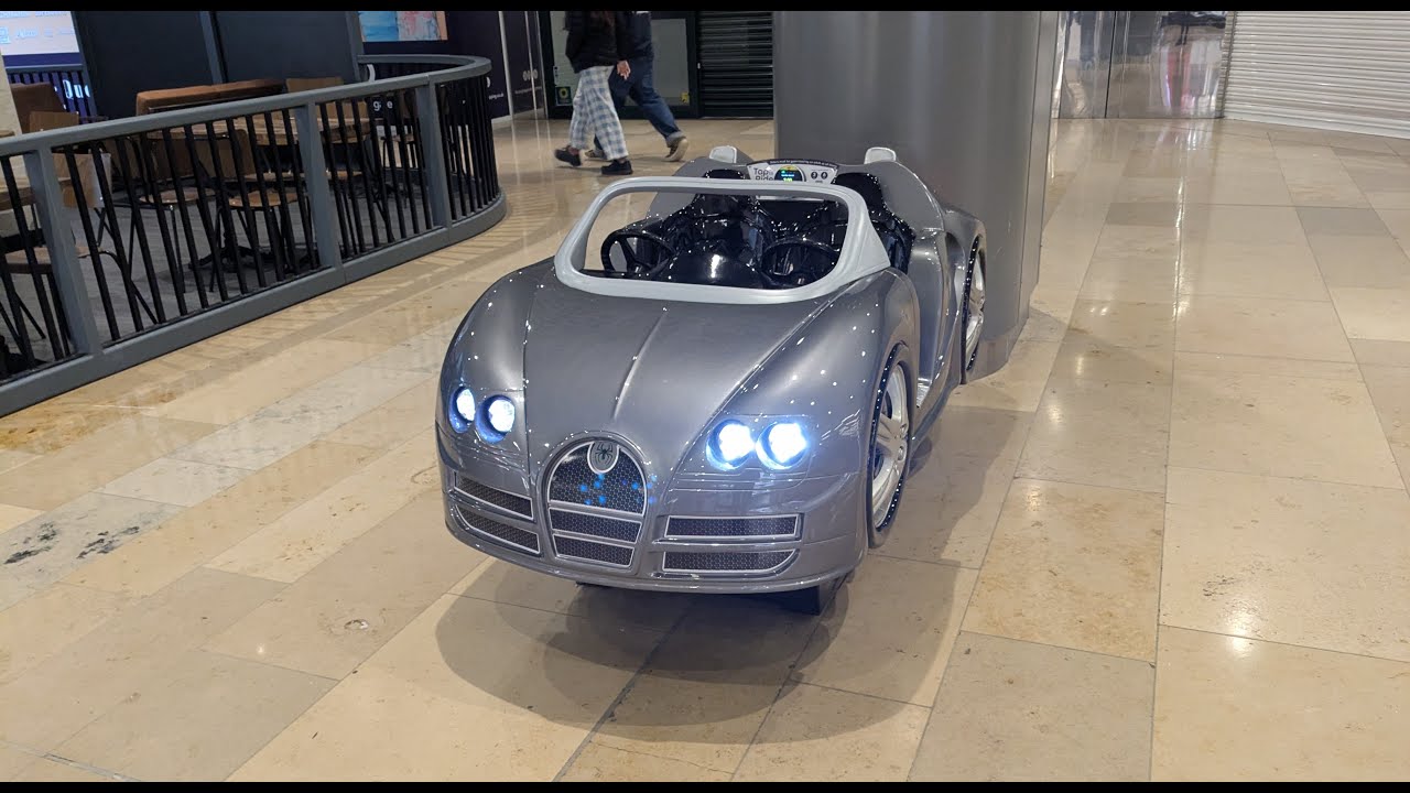 Jolly Roger Grey Spydero Contactless Kiddie Ride