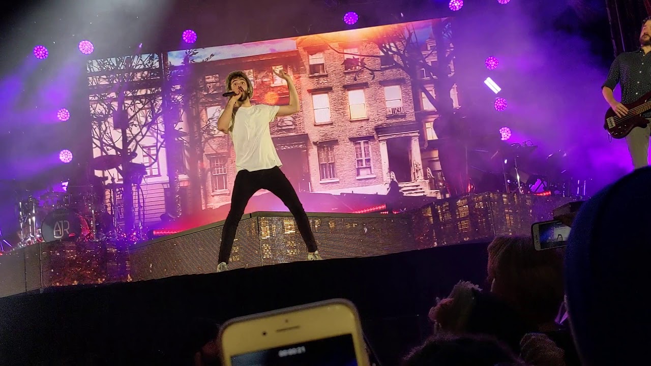 AJR Live - The Entertainment's Here (Byline Bank Aragon Ballroom, Chicago January 17, 2020)