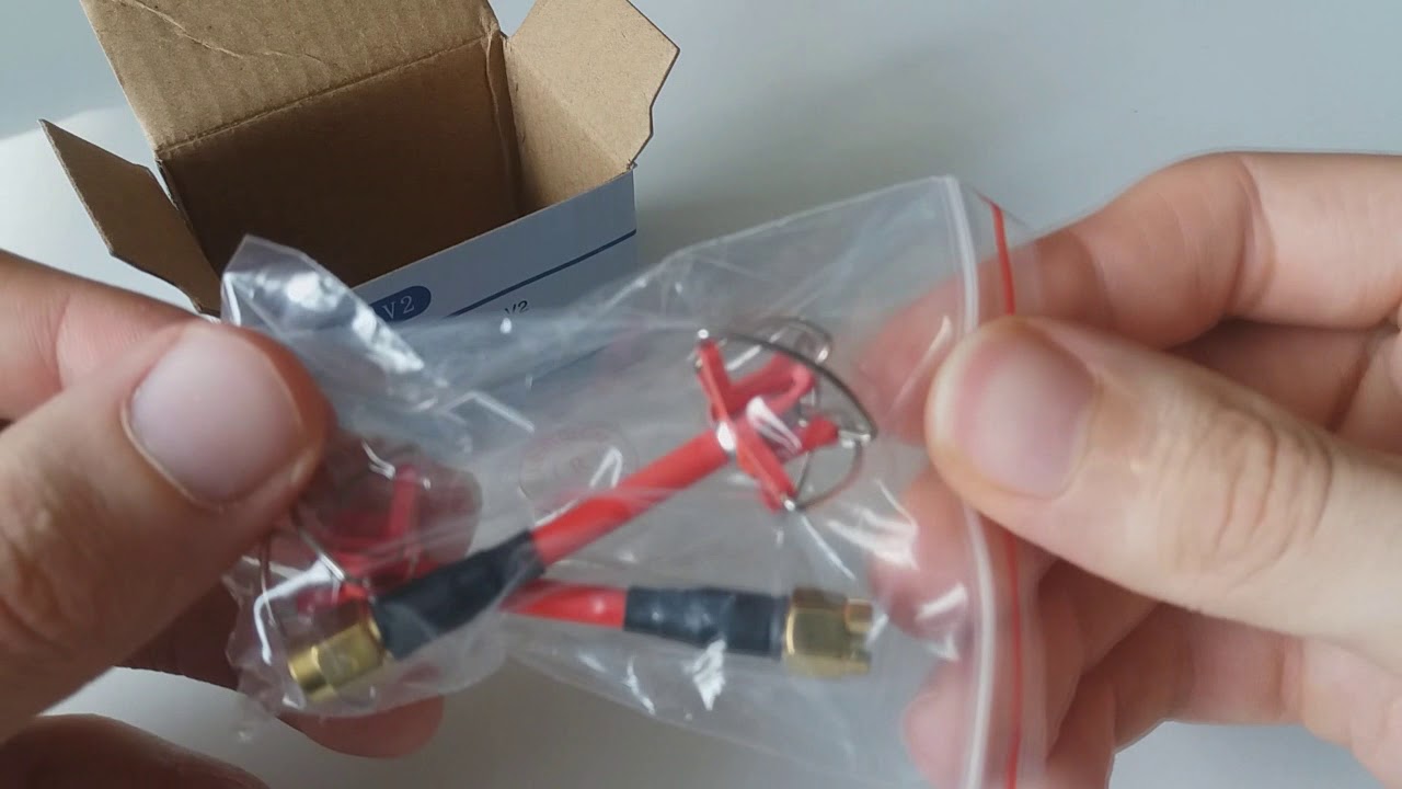 Aomway RHCP 3dBi 60mm Short Antenna FPV 4-leaf Clover Antenna from Banggood