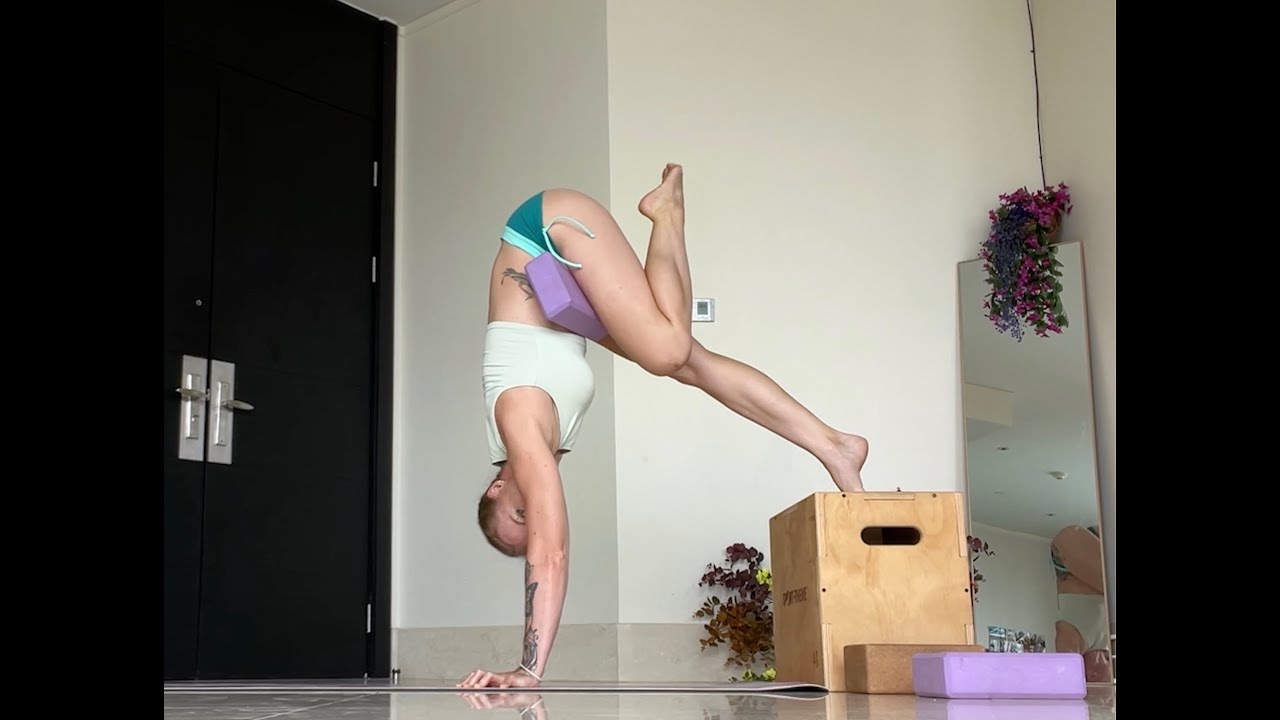 Handstand Core and Press Training Tips