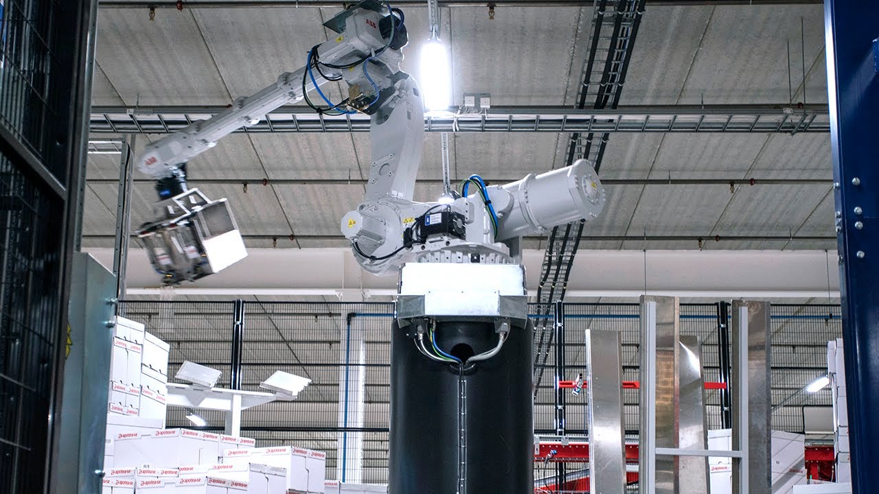 ABB-roboten sorterar och palleterar Apoteas paket utan avbrott