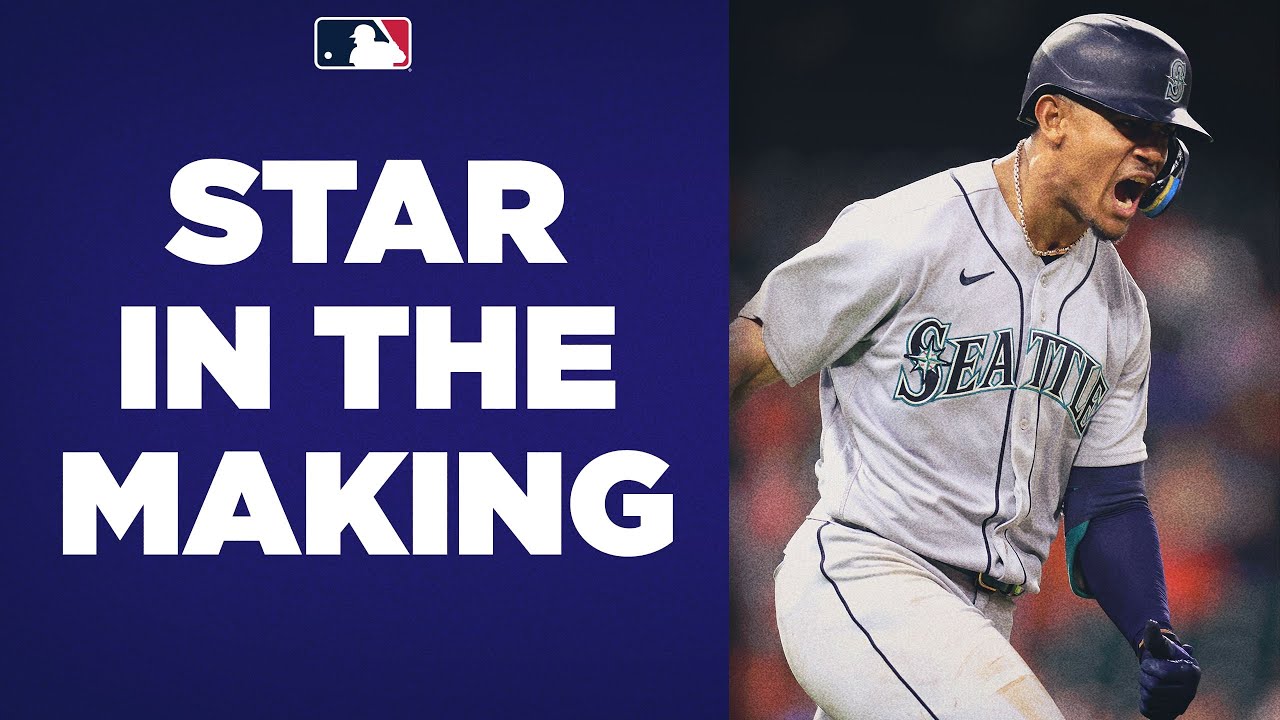 Next great center fielder? Julio Rodríguez's career is off to an INCREDIBLE start