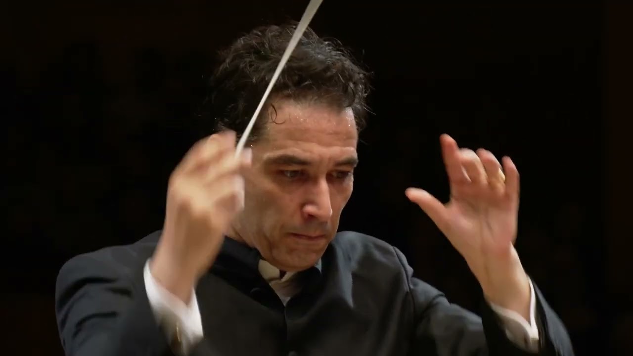 Interview l Andrés Orozco-Estrada l Mahler’s Second Symphony