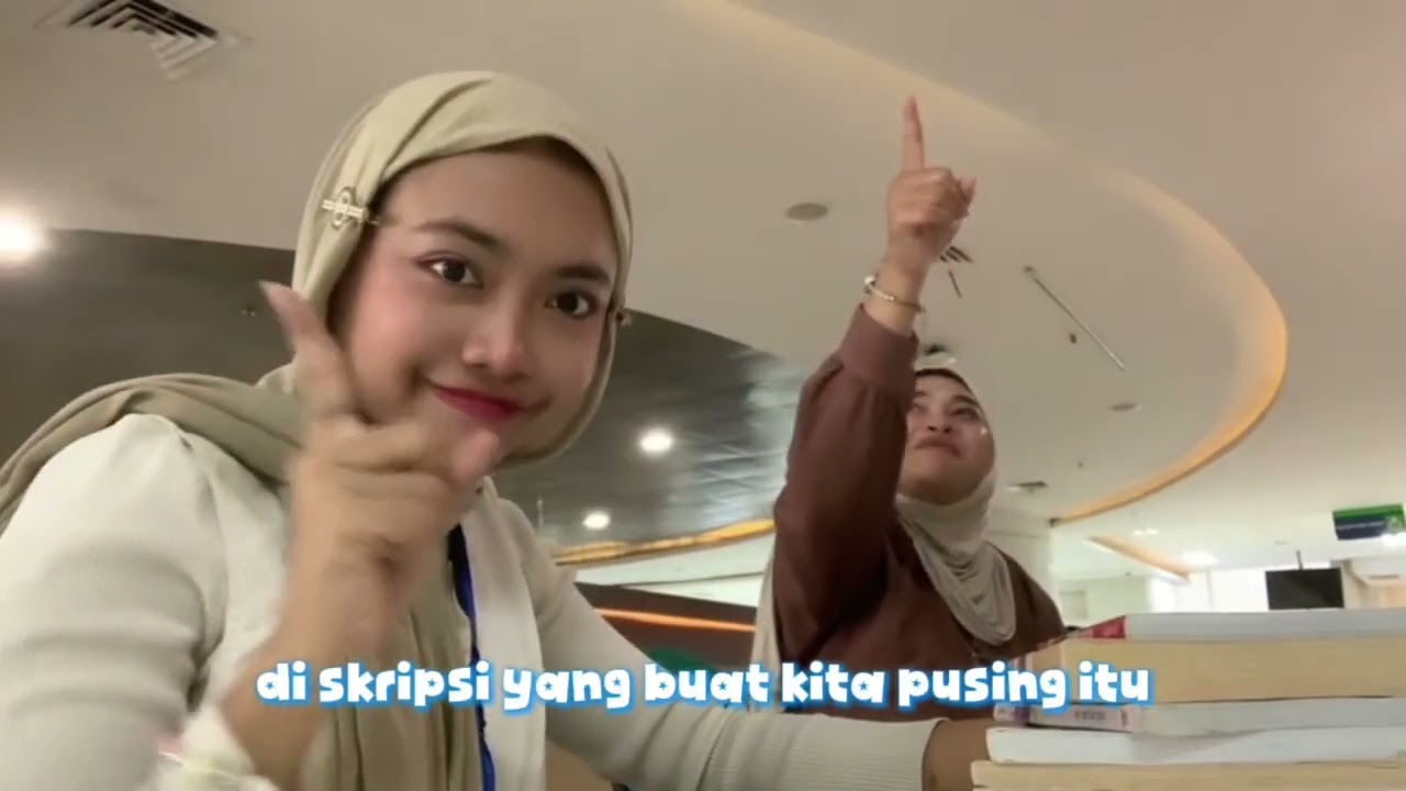 GOES TO PERPUSNAS & BLOK M — Unintentional Vlog 