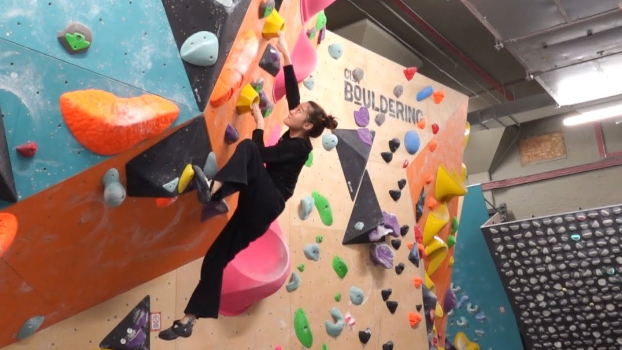 Exploring Bouldering Gyms in London: EP.2 // City Bouldering Aldgate