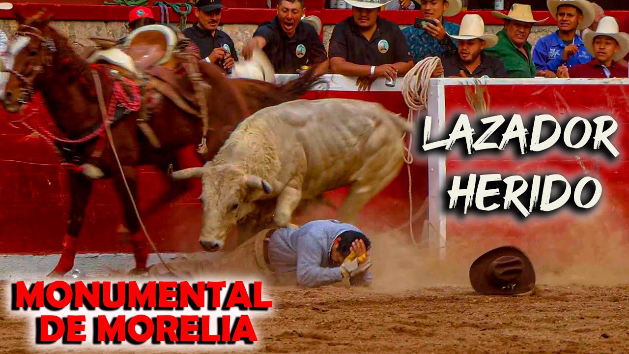 Momento de TERROR Un Lazador Alcanzado En La Monumental de Morelia