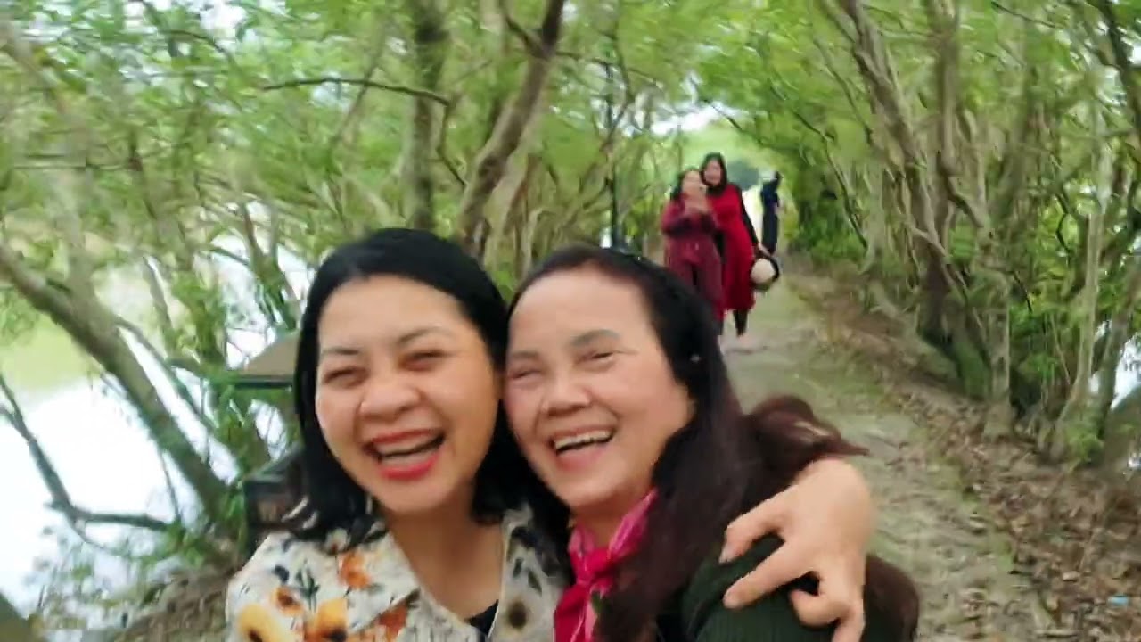 Ngày 2 nhóm  10/1 Thủ Đô ở Huế lịch trình dày đặc , và hứa hẹn hấp dẫn  # maivangvlog #maivangvlog 