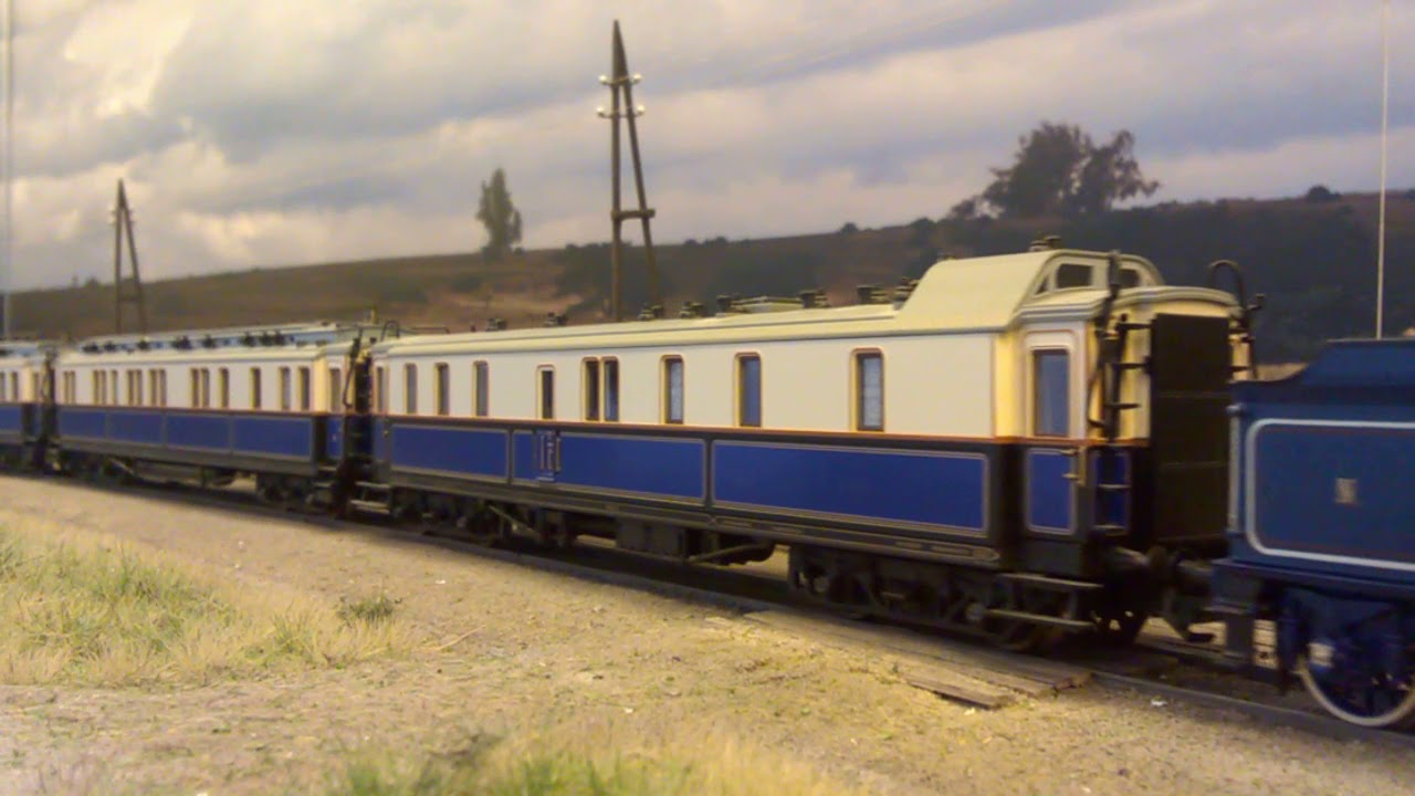 Philotrain NBDS 32 met Kaiser Wilhelm II Hofzug