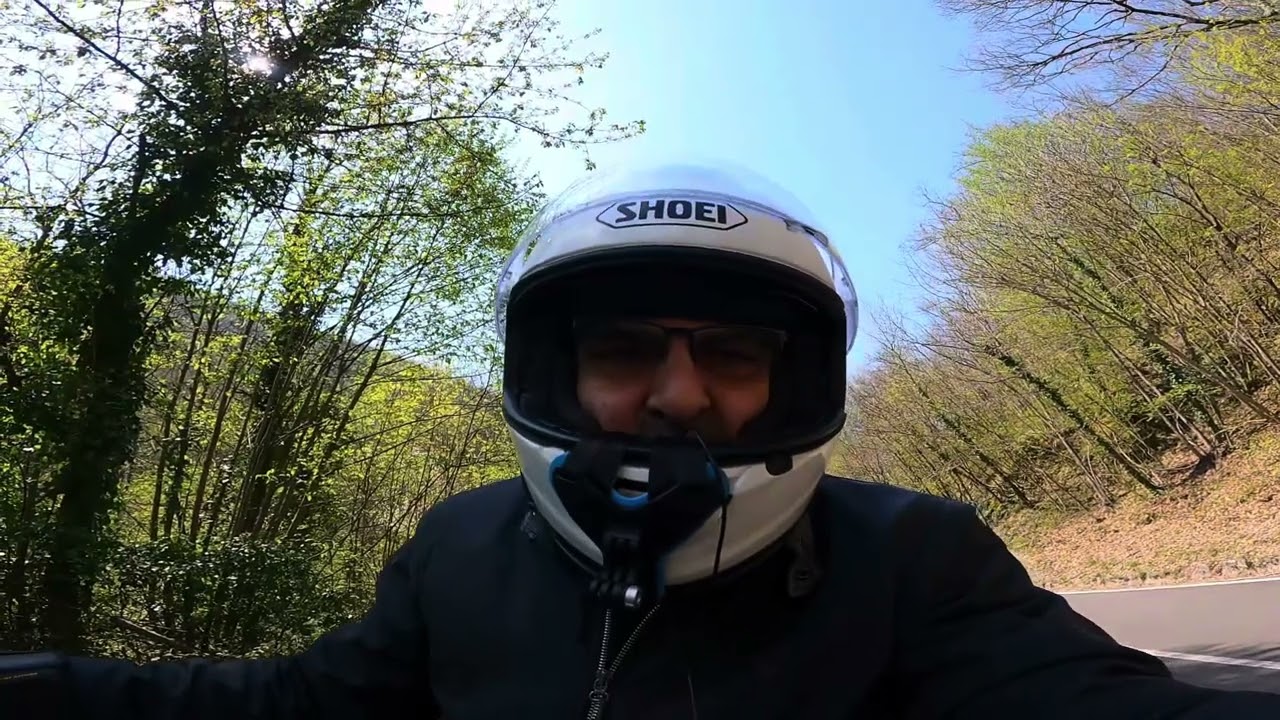 Su e giù per i passi  Muraglione, Futa, Giovo,Raticosa in sella alla Voge 525