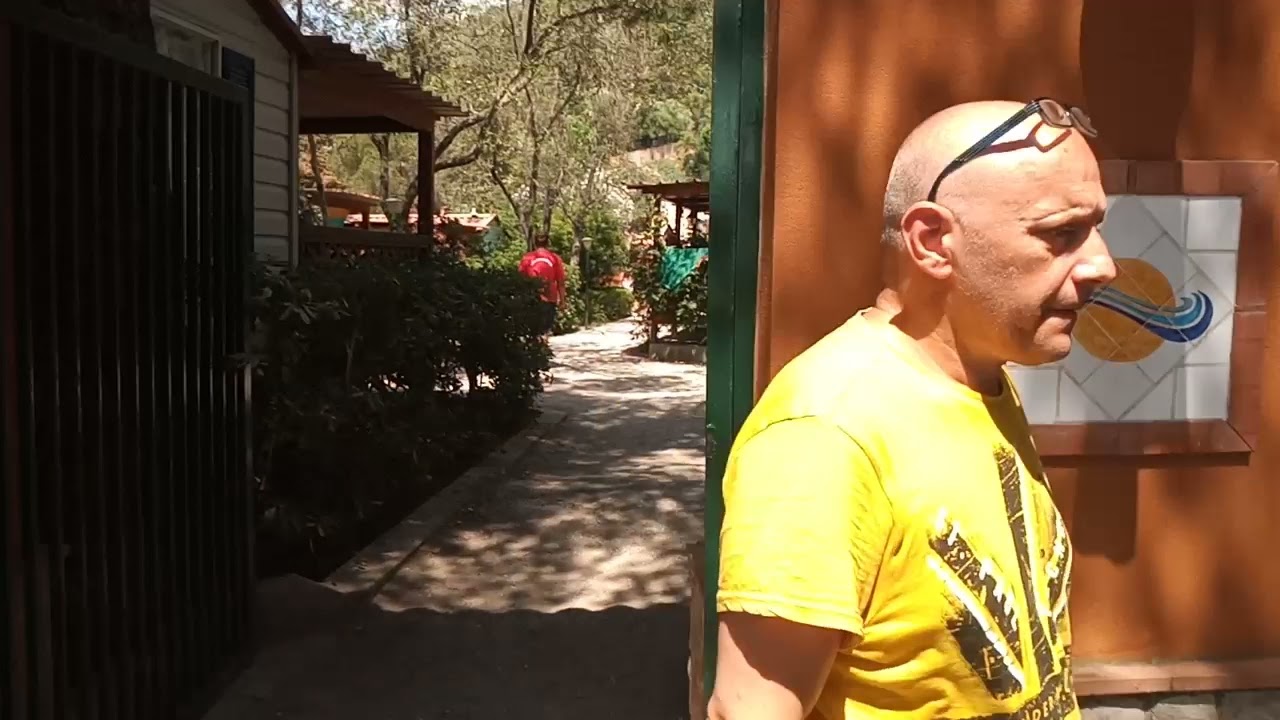 passeggiata dalla spiaggia al bungalow del villaggio Saturno del 17 agosto 2021 parte 1