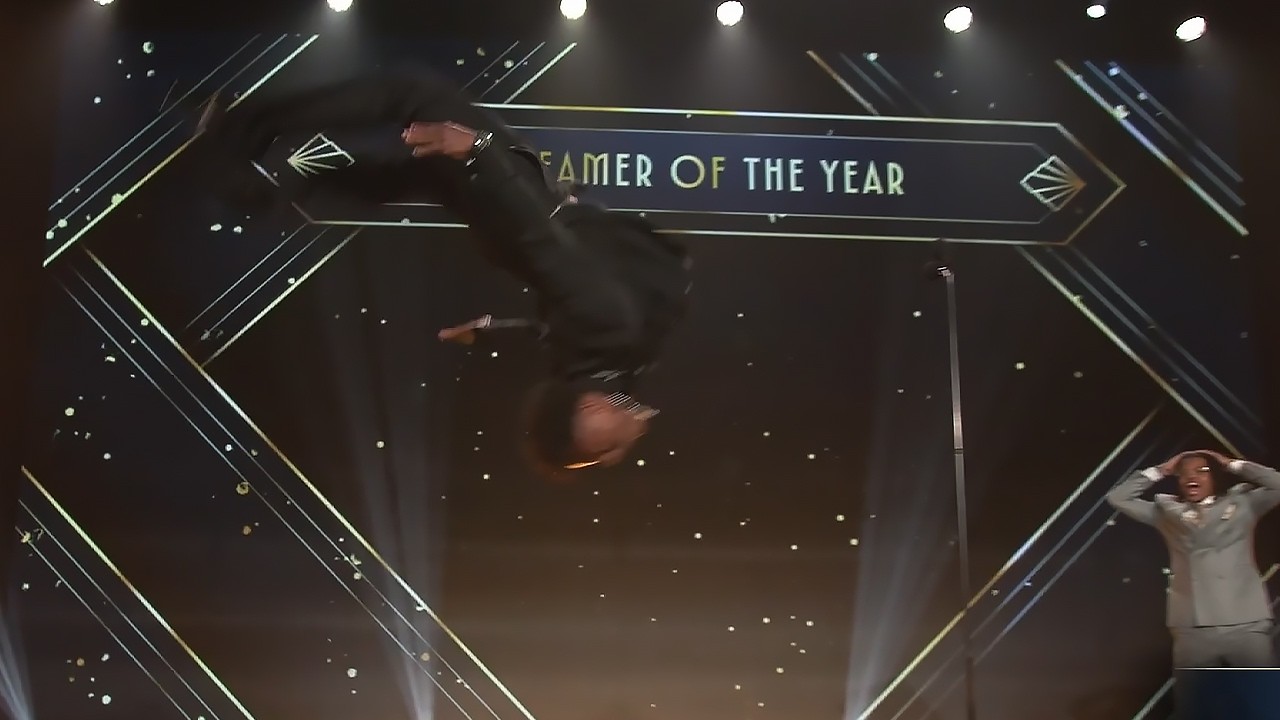 Speed wins and does a back flip at the Streamer Awards