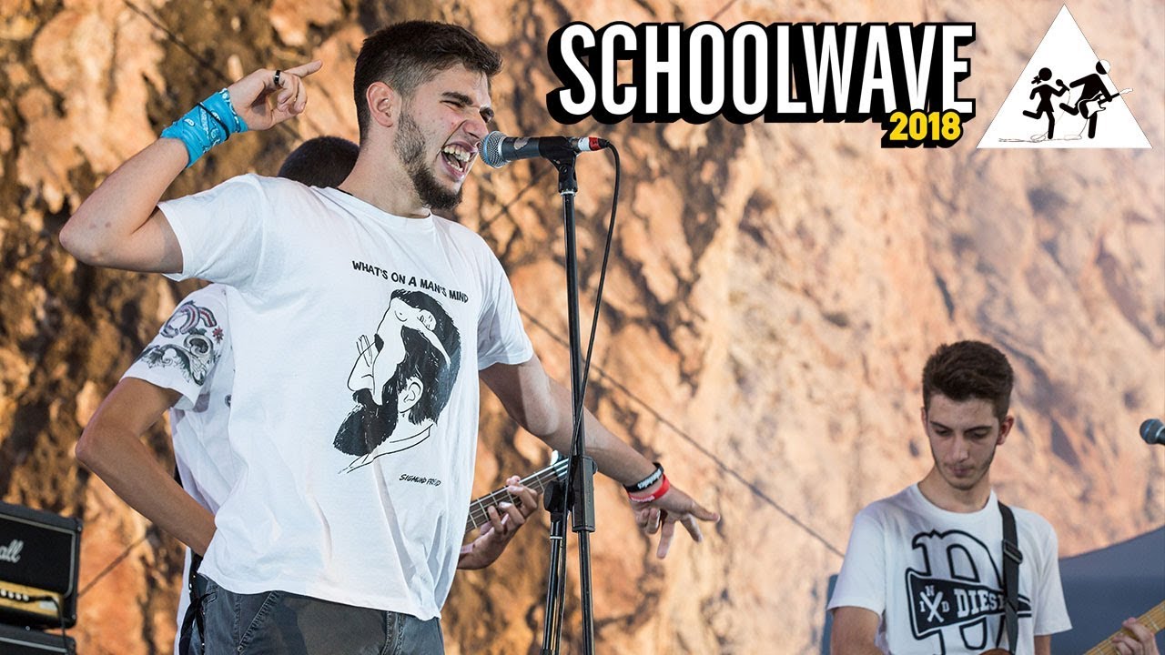 Eufonia - Βασιλική (Νίκος Ζιώγαλας) LIVE @ SCHOOLWAVE 2018