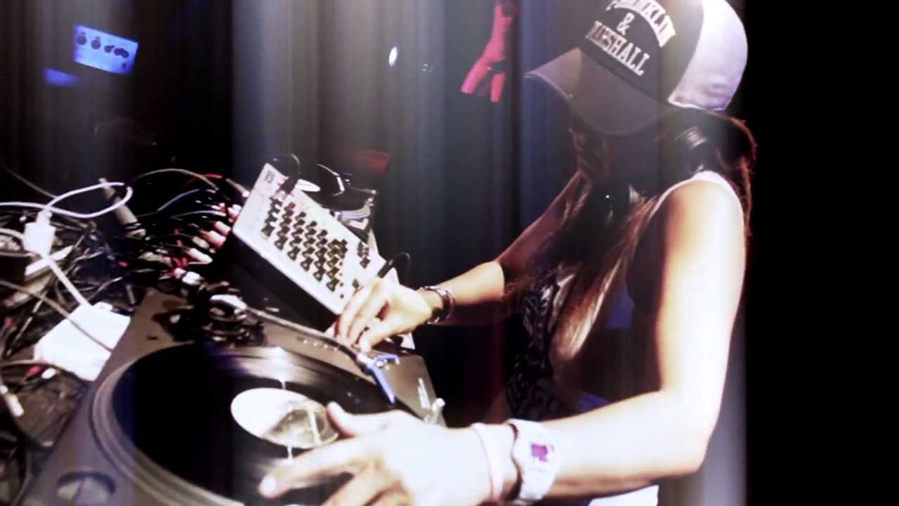 100% DJ MARTA 2013 Tributo Torrijos