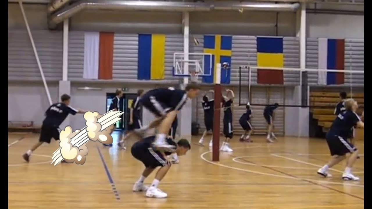Kadra Polski - rozgrzewka z piłkami. Polish volleyball players - warm-up with balls 波蘭排球運動員 - 帶球熱身.