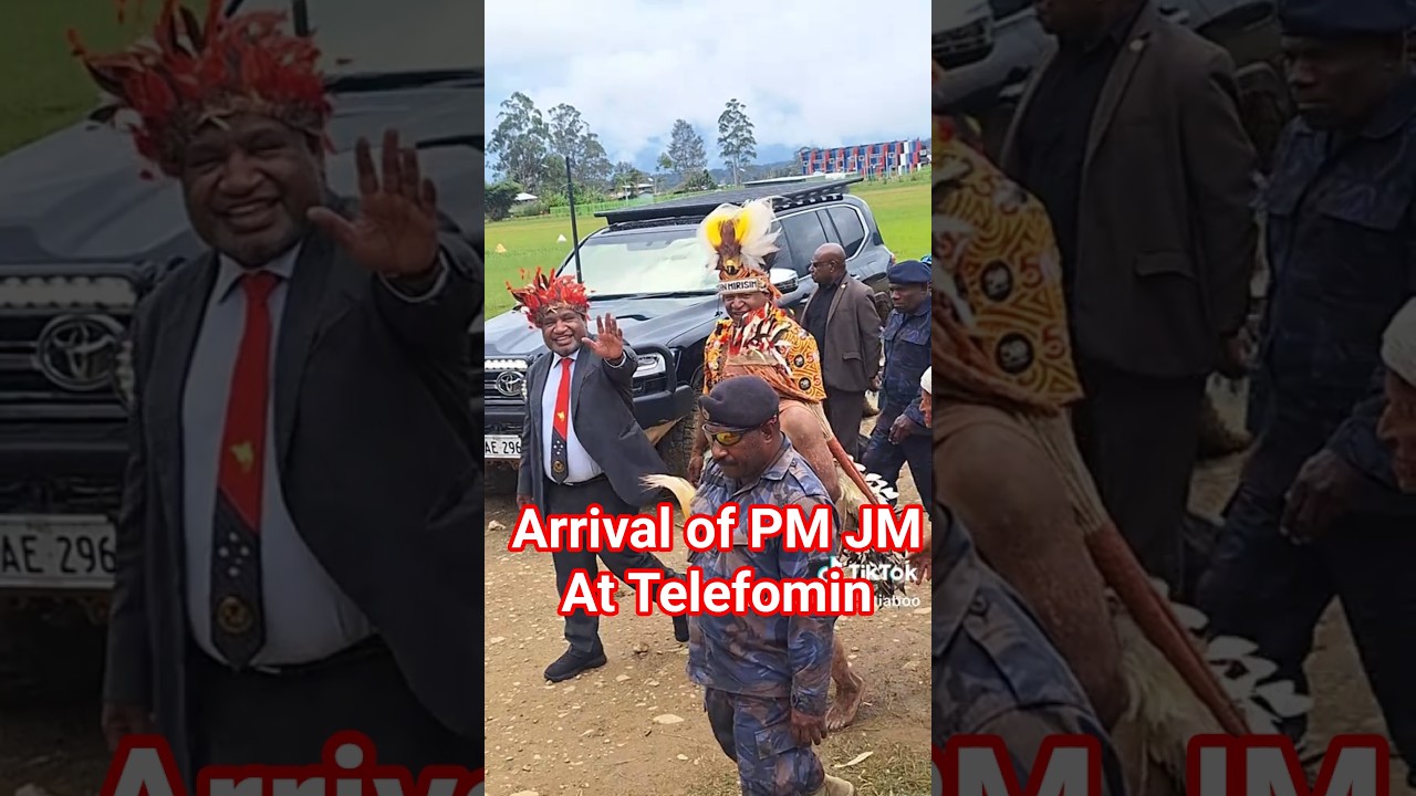 PM JM and Hon Solan Mirisim just arrived at Telefomin for  township launching and also Min Highway