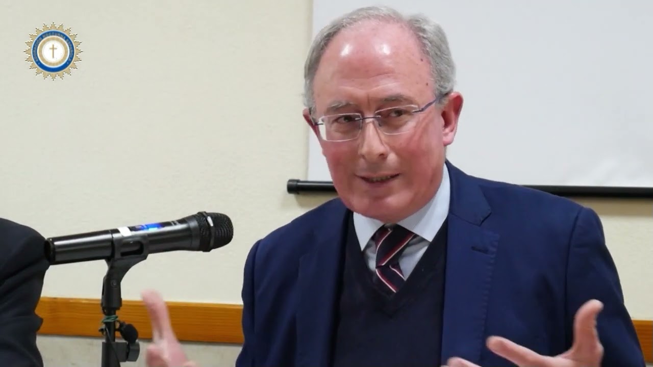 Conferencia Eucaristía, celebración, sacrificio y sacramento por D Salvador Antuñano