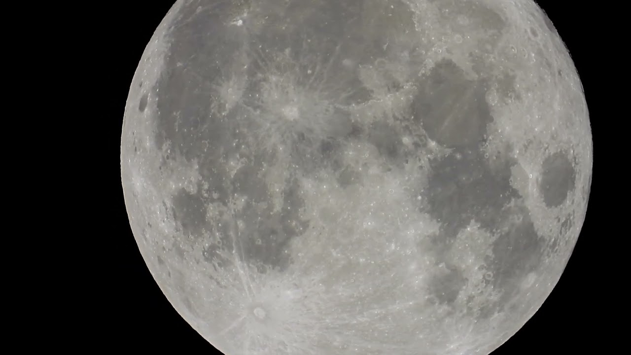 VideoVault Stock Video: Full moon