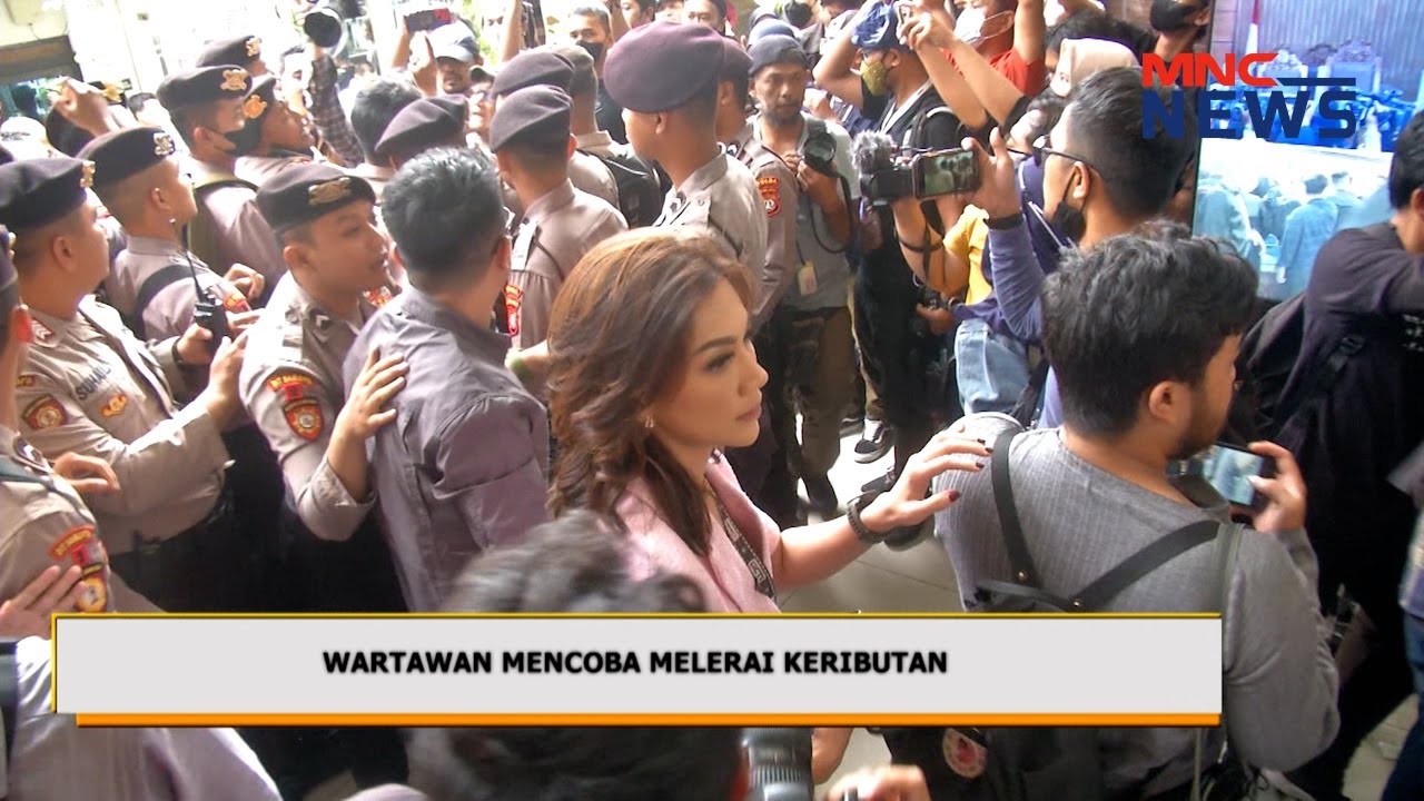 Usai Vonis Eliezer, Terjadi Keributan Antara Pengunjung dengan Aparat #InsideStoryWithAnggy 17/02