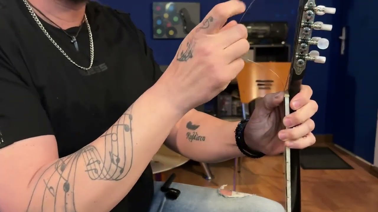 Tsakarakas_Bouzouki_Academy TUTORIAL how to change BOUZOUKI STRINGS (Αλλαγή χορδών)