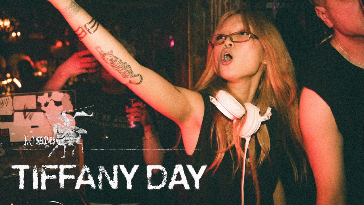 Tiffany Day DJ set at No Strings (1.9.26)