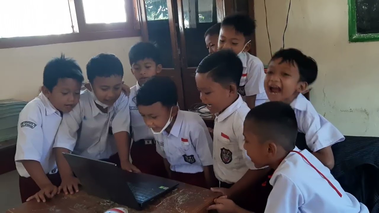 Belajar semangat, bahagia menyenangkan dengan media sederhana