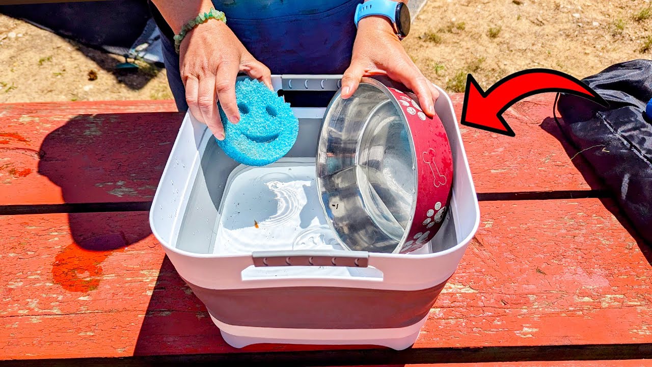 This Collapsible Dish Basin Is GREAT For Camping!
