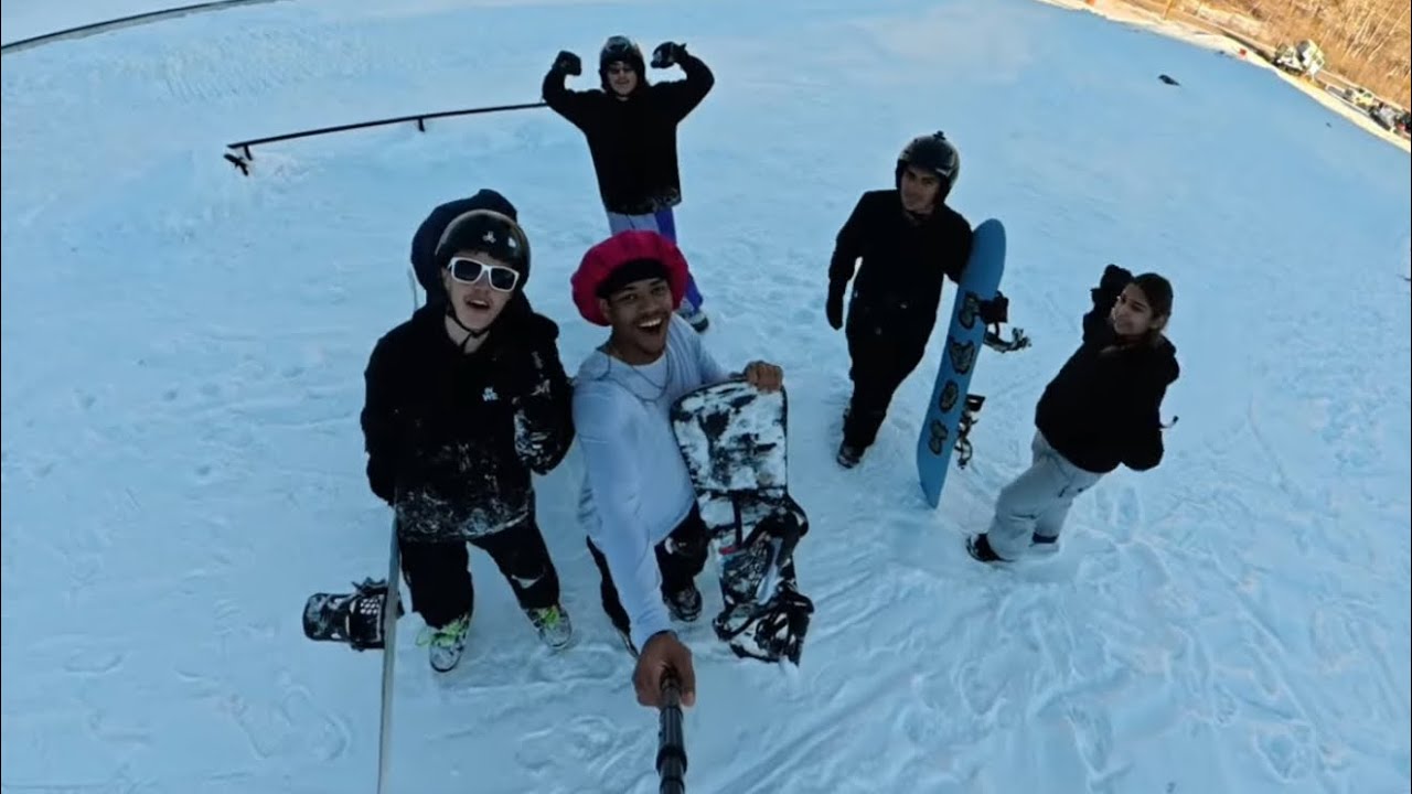 Building A Terrain Park At A Closed Mountain - We Got Mad Air - Snowboarding