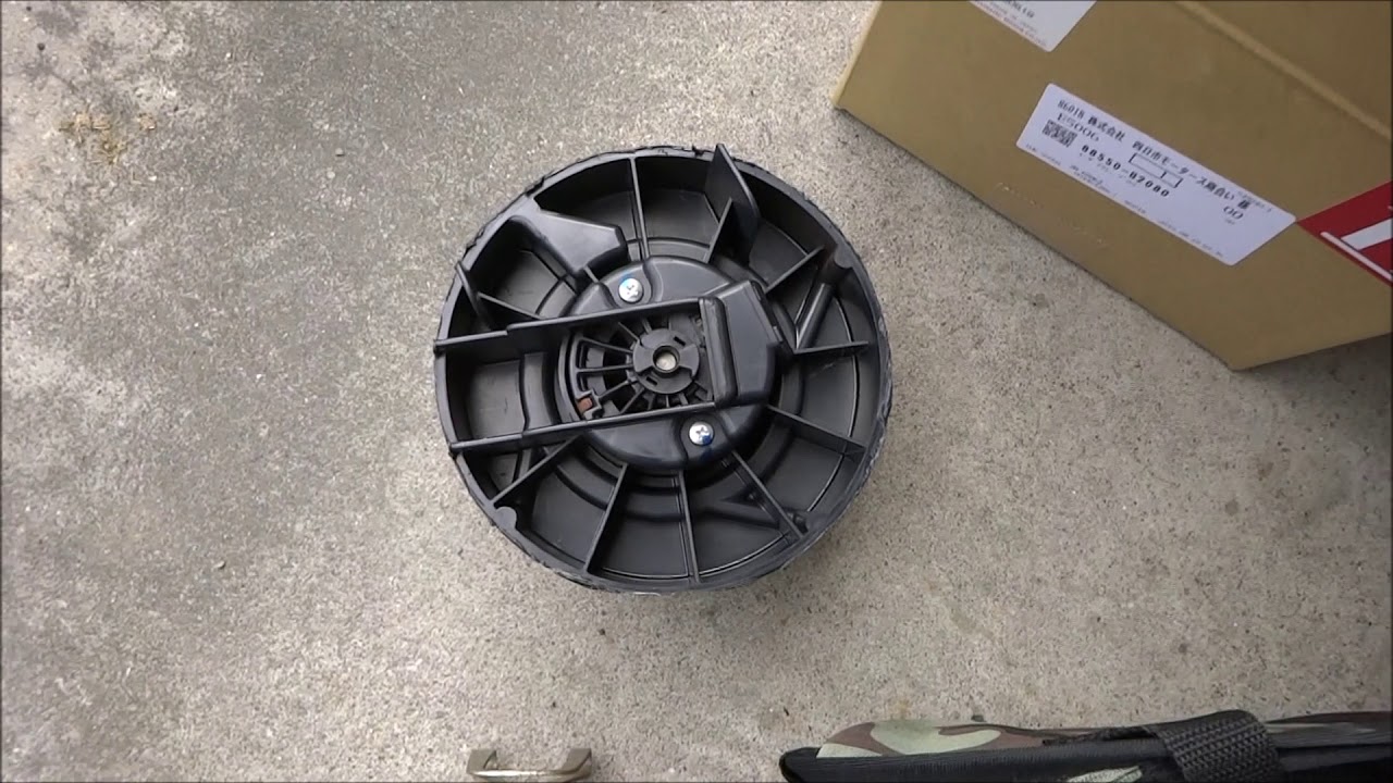 ムーブのエアコン修理 ブロアモーター交換