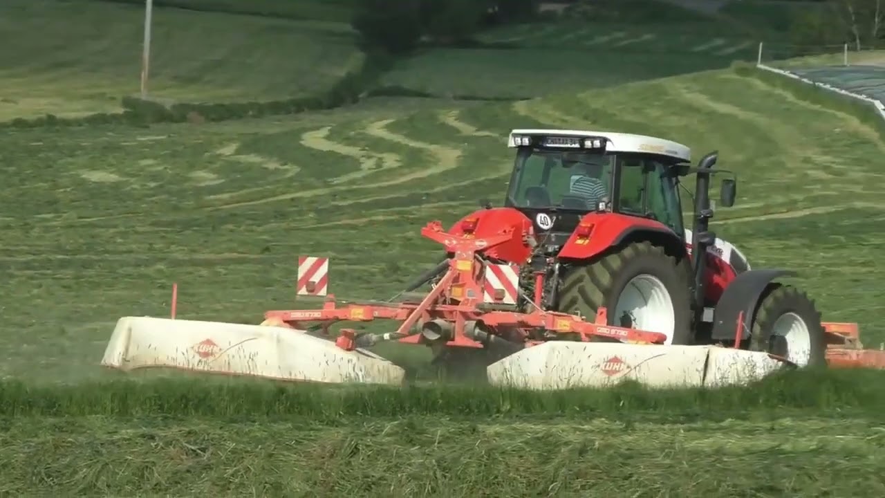 1 Schnitt Mitte Mai 2018 in der Oberpfalz Bayern Mähen mit Steyr Profi CVT 4195 CVX und Kuhn GMD 312