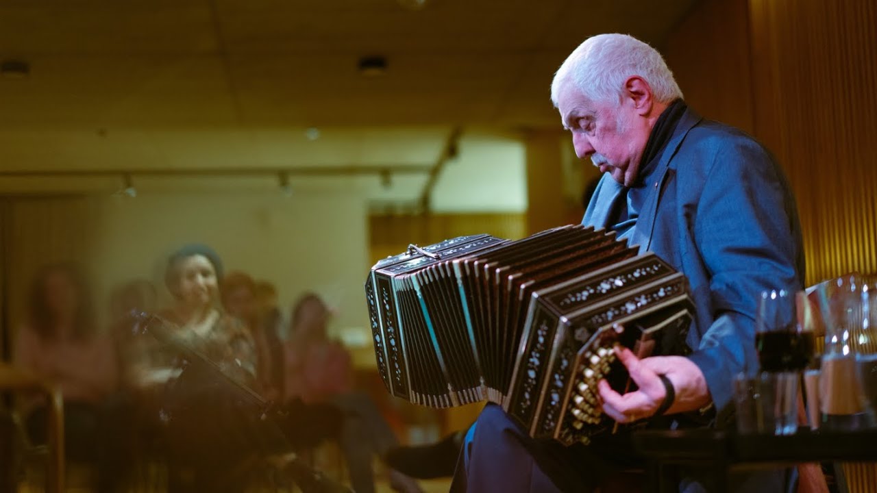Oblivion bandoneon solo by Daniel Binelli in Vienna #live #performance