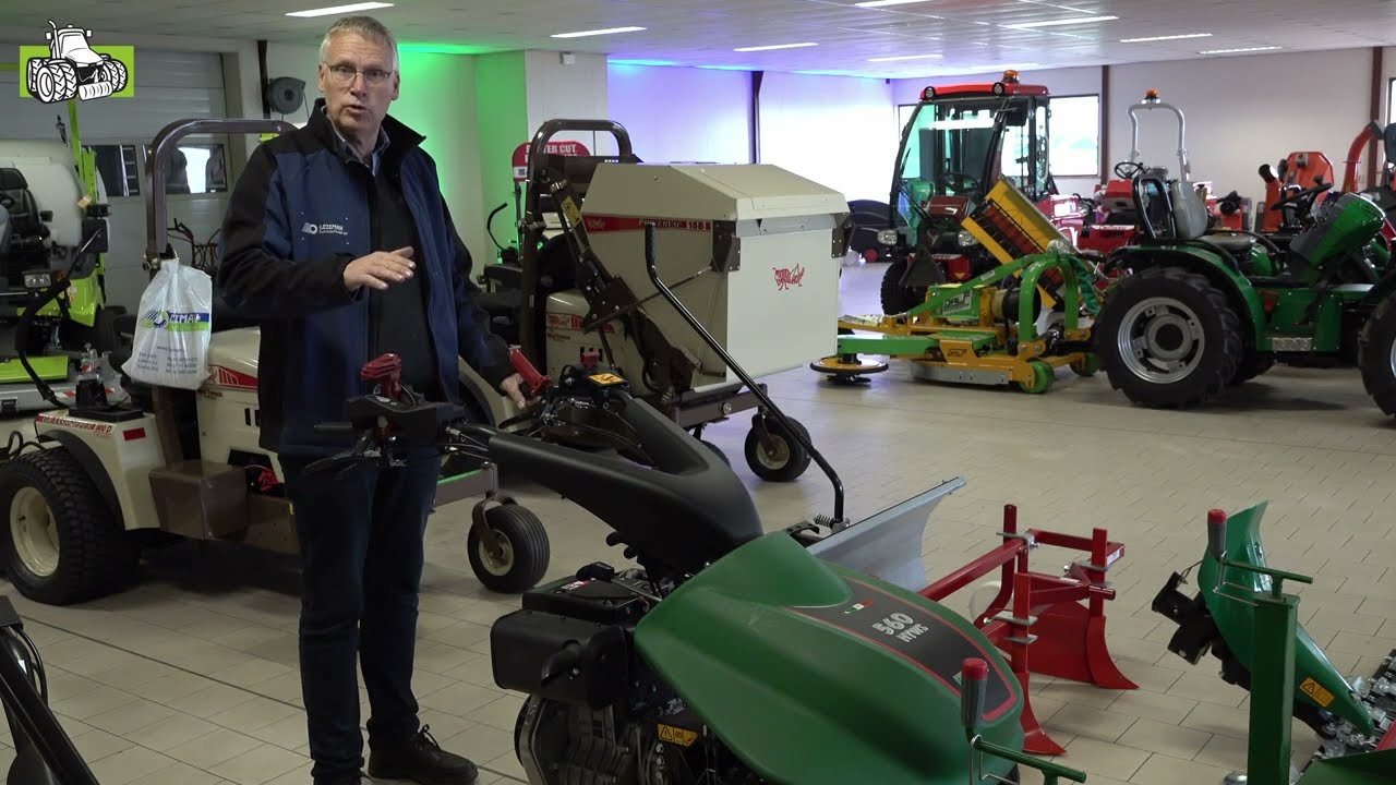 Lozeman Import de exclusieve importeur van Ferrari tractoren en tuinmachines