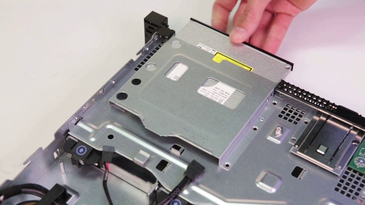 Removing & Replacing an Optical Drive (BCD104)