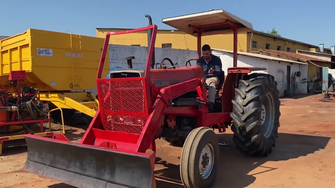 Massey Ferguson 275 4x2 1979 - com conjunto de lâmina .