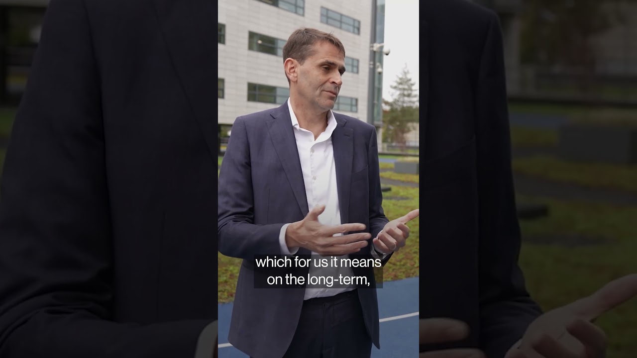 #ASML CEO: #China won't accept being cut off from #AI #chips