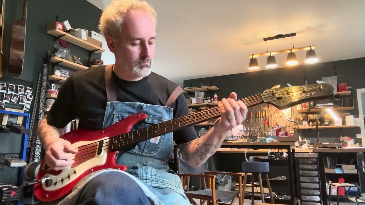 1964 Hagstrom Bass Shortscale 