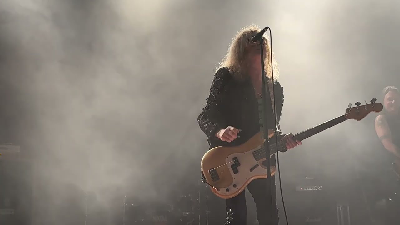 Glenn Hughes – 