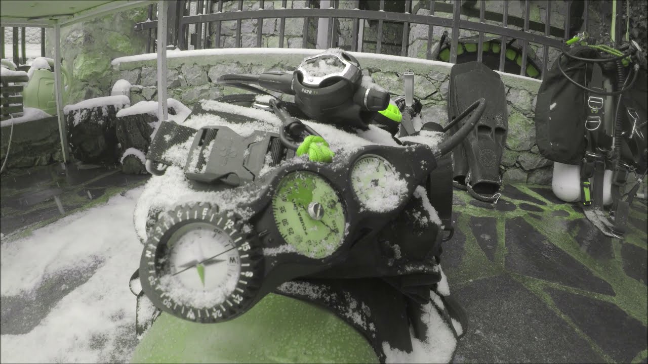 SNOW ECO DIVING
