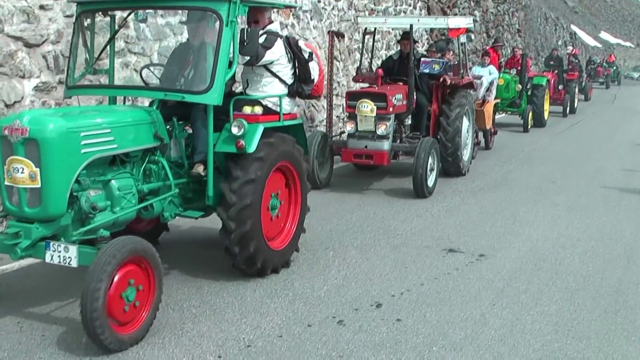 Oldtimer tractor Stilfserjoch  2010