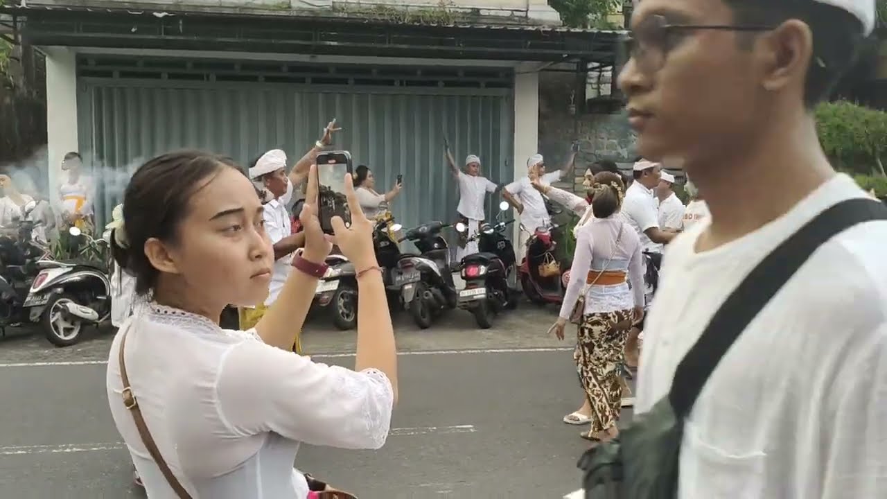 Melasti Desa Beraban Tanah-Lot