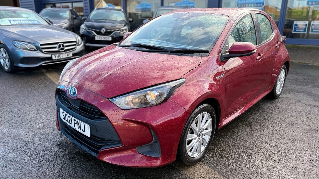 2021 21 Toyota Yaris 1.5 VVT-h Icon E-CVT Euro 6 (s/s) 5dr £14,999