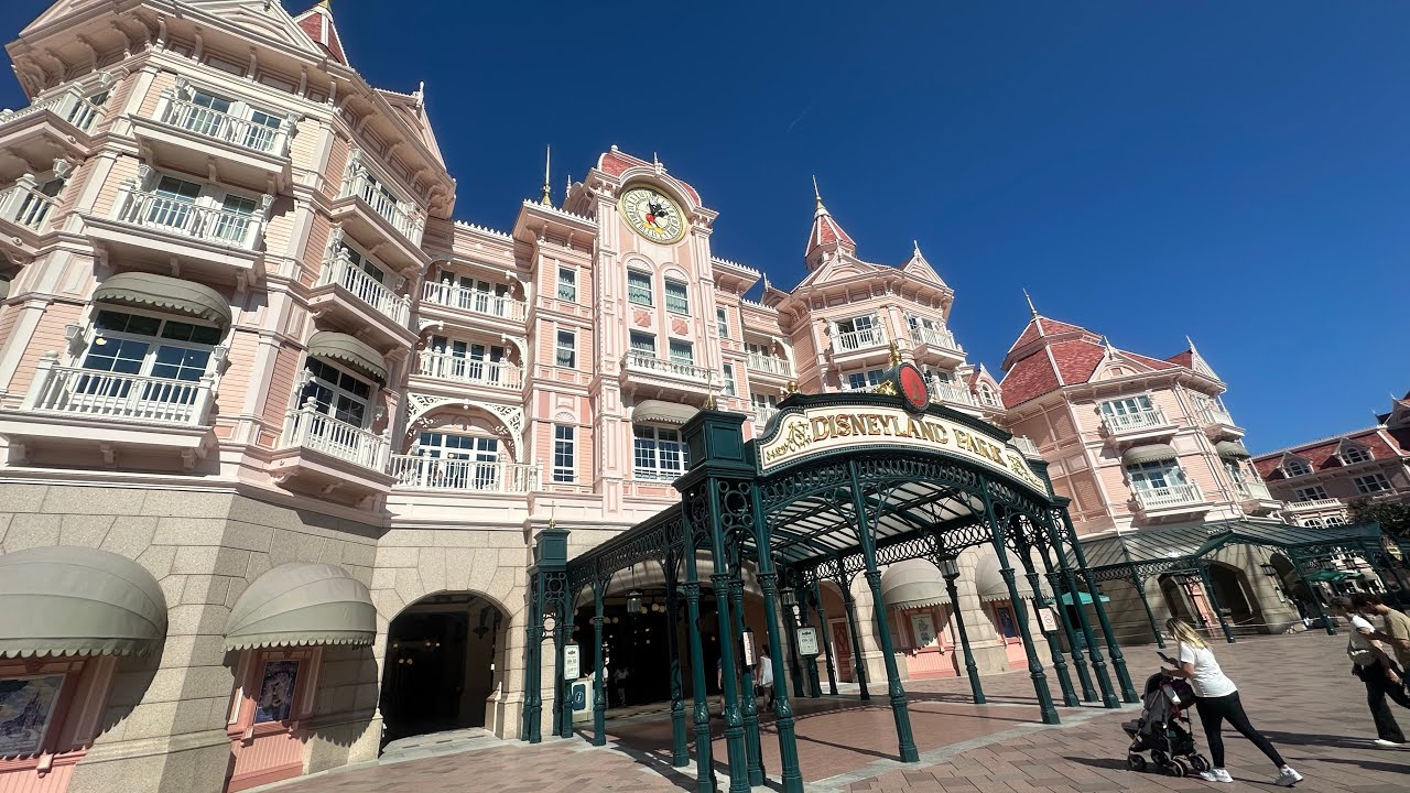 Disneyland Paris 2025 - Disney men - Stitch - Starwars - Disneyland Park - Two shows