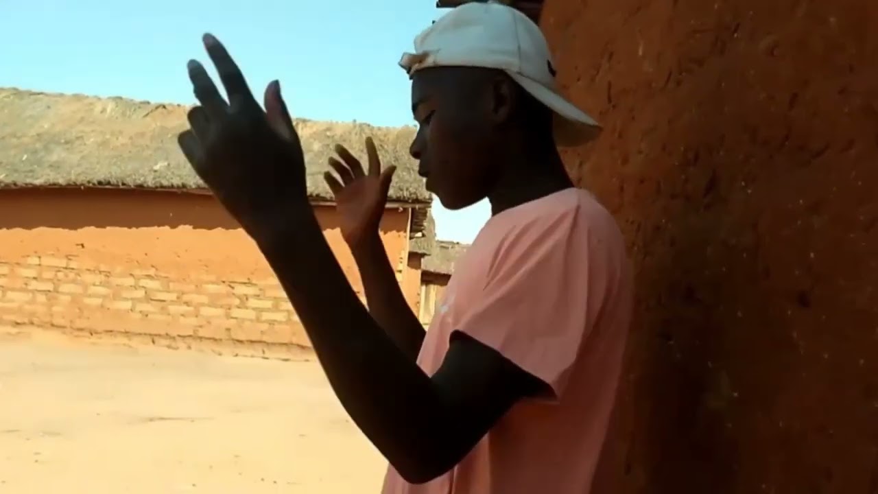 Blitt'ss hoan'ny zaz'igny ( clips vį kĩng officiel) nouveautés 2025