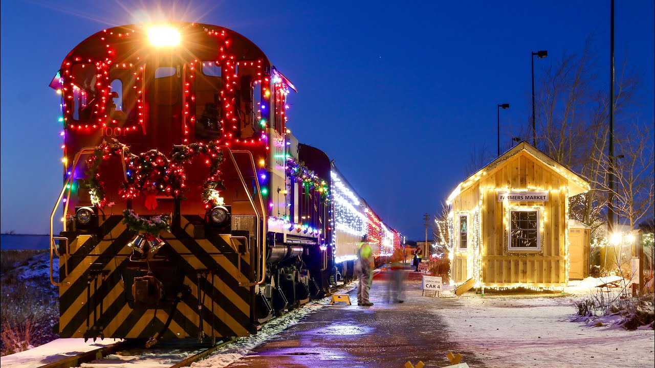 Railfanning St. Jacobs To Elmira: Chasing The Waterloo Central Christmas Train! December 19, 2021