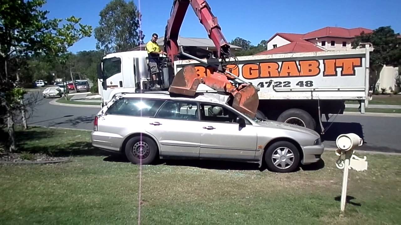 Using Grab Truck to get rid of car
