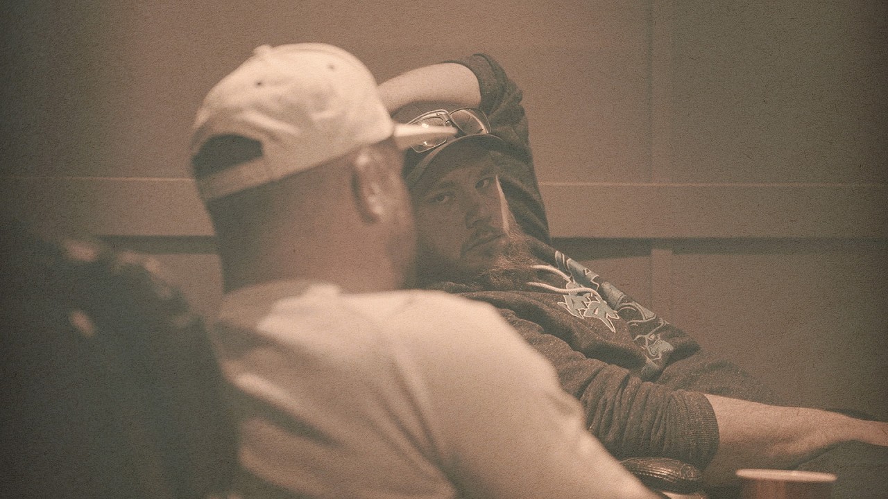 Cody Johnson, Luke Combs - Shoot The Bull (Visualizer)