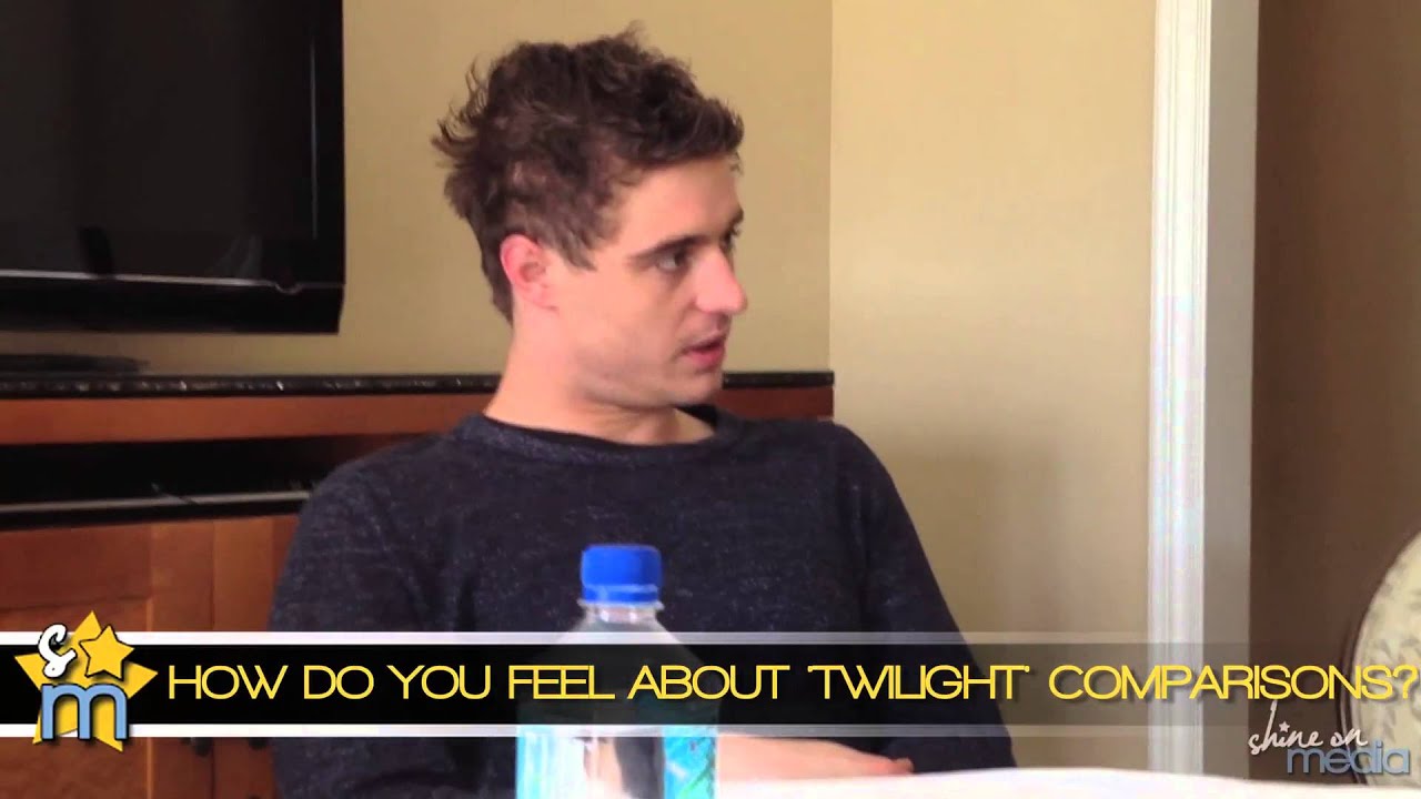 Max Irons Talks Justin Bieber & Bubble Baths - 'The Host' Interview