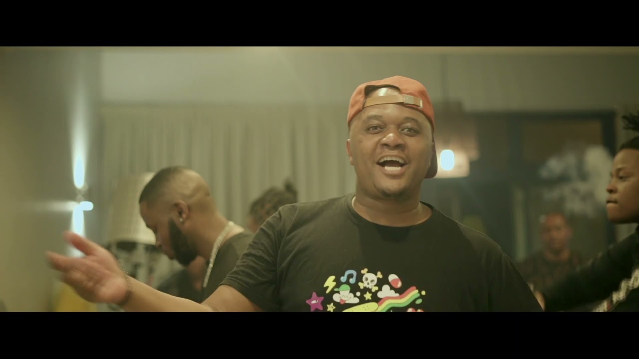 Dlala Thukzin Feat Zaba , Sir Trill , Mpura & Rascoe Kaos - Phuze Remix (Official Video)