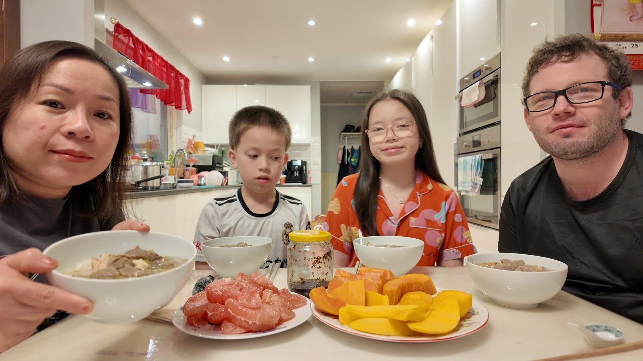 Chiều nay mình nấu nồi bánh canh 🍲 dể ăn mà cả nhà đều thích ￼
